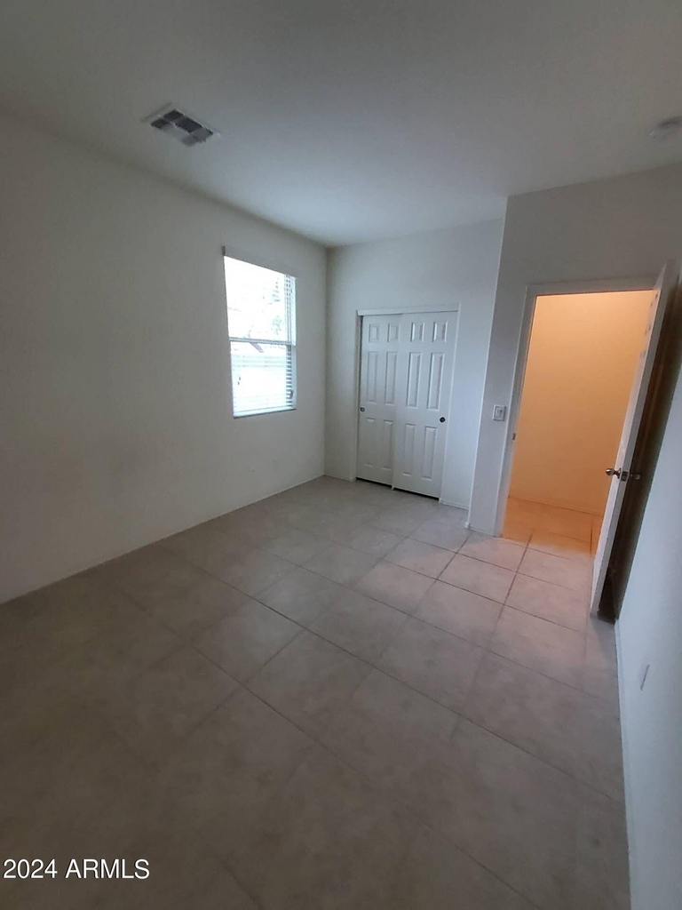 6242 W Laurie Lane - Photo 11