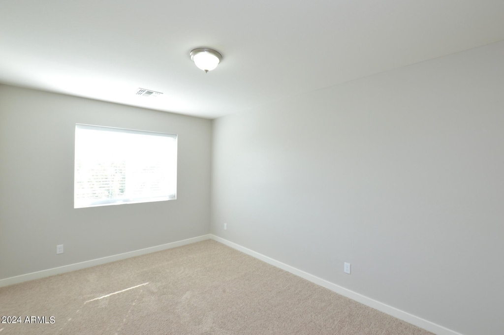 3000 N 37th Street - Photo 11