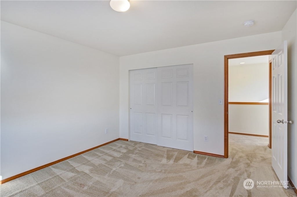 8419 16th Street Ne - Photo 16