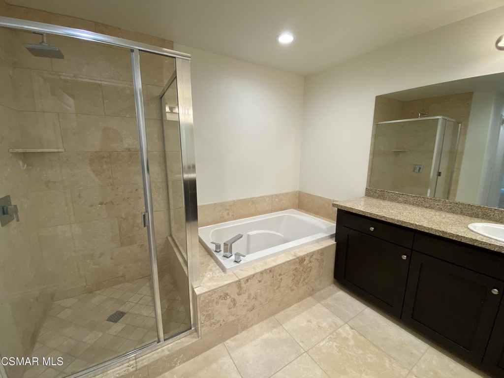 1222 Vista Heights Court - Photo 14