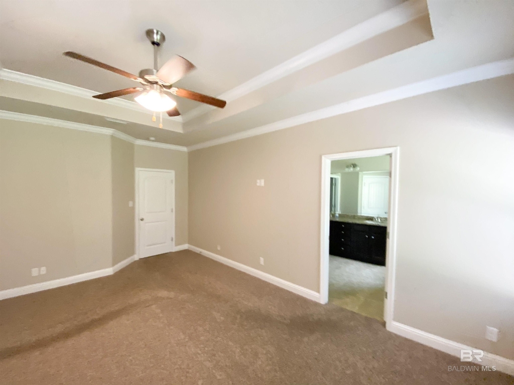 12118 Squirrel Drive - Photo 12