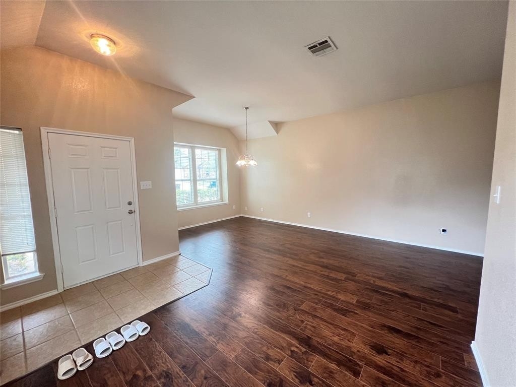 2808 Appaloosa Court - Photo 2