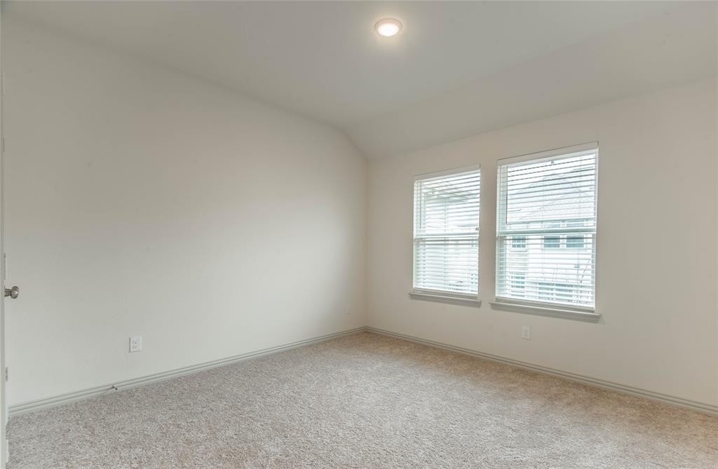 1012 Mikaela Drive - Photo 25