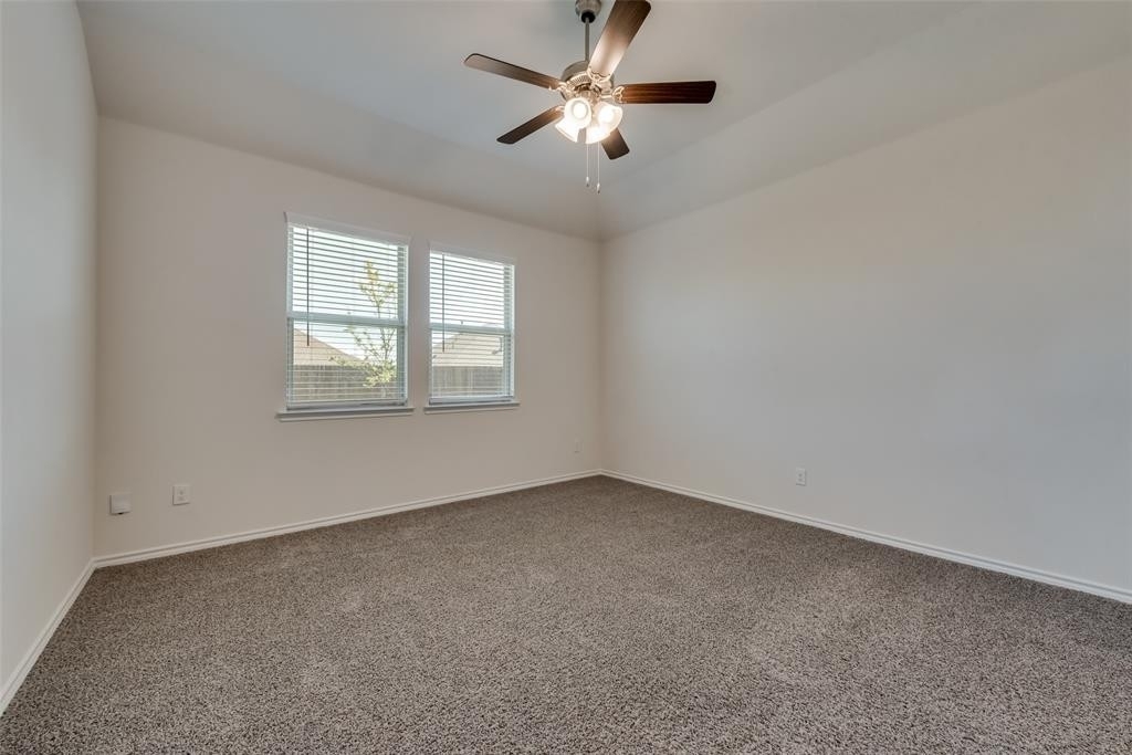 10920 Summer Rain Boulevard - Photo 14