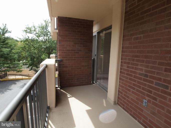 1300 Army Navy Dr - Photo 25