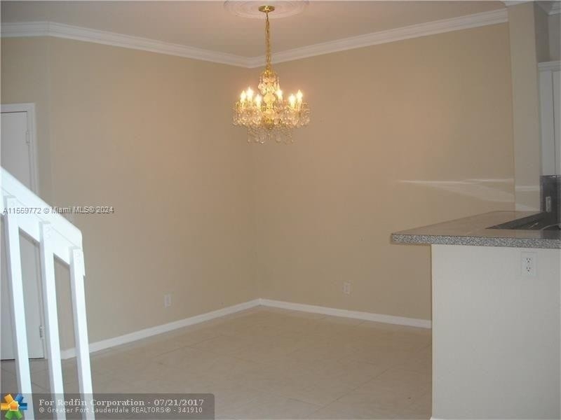 4015 Nw 92nd Ave - Photo 3