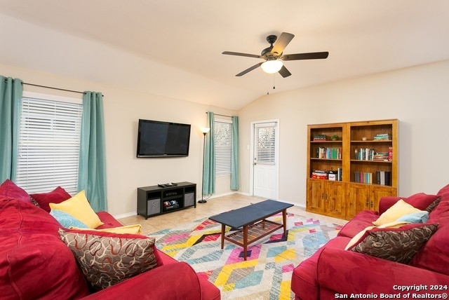 8506 Hudson Holw - Photo 1