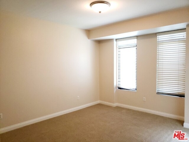 5625 Crescent Park - Photo 13