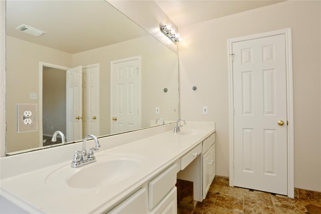 6227 Sentry Park Lane - Photo 2