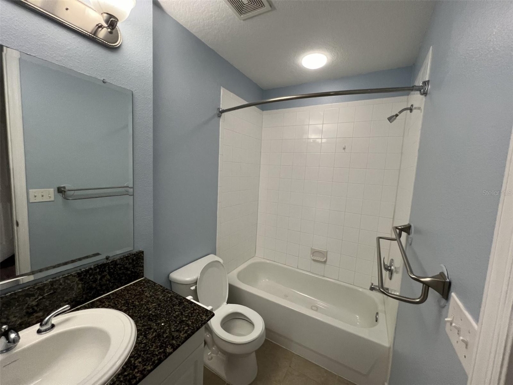 2051 Green Oak Court - Photo 9