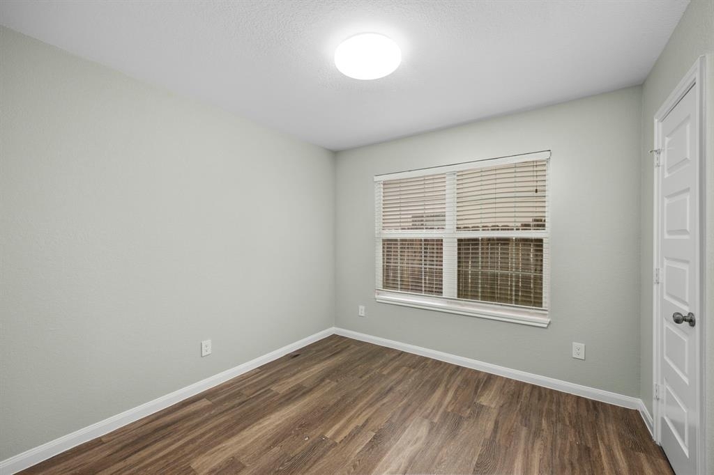 2208 Camille Street - Photo 12