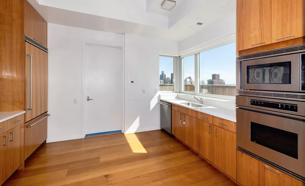 205 East 59th Street - Photo 1