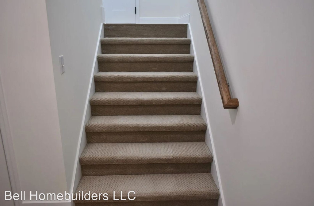 8054 Ashby Gap Way - Photo 25