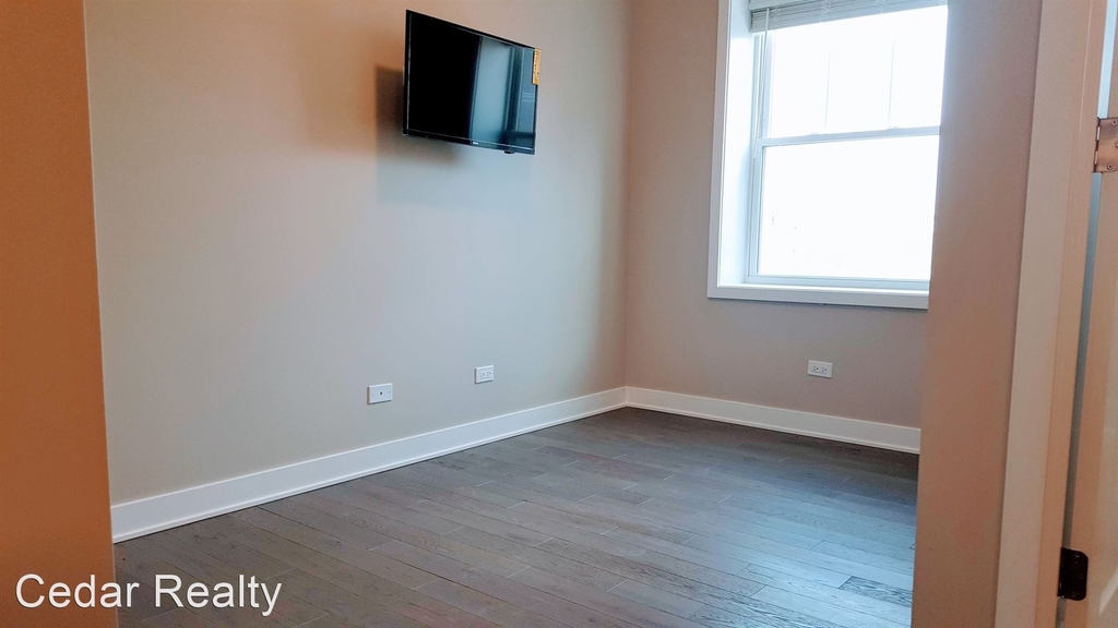 1409 W Diversey Pkwy - Photo 16