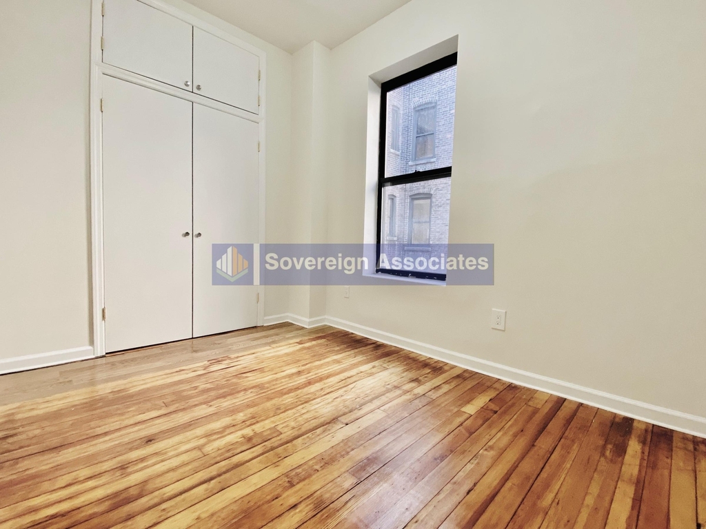 109 West 105th Street - Photo 7