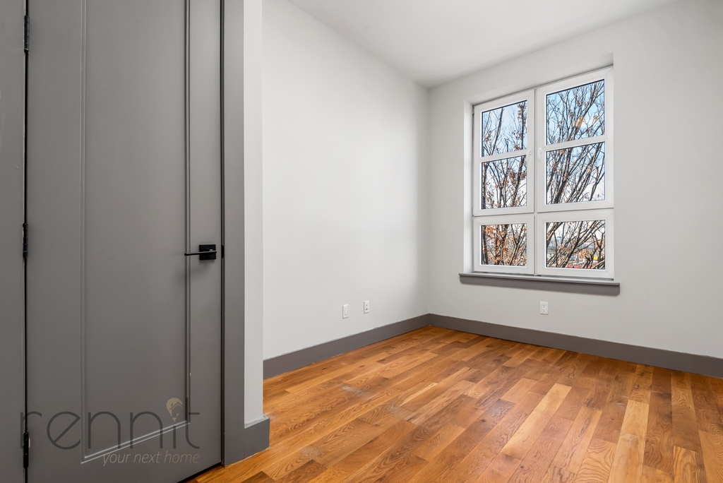 49 Rochester Avenue - Photo 1