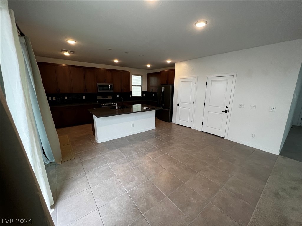 6901 Whisper Canyon Place - Photo 17