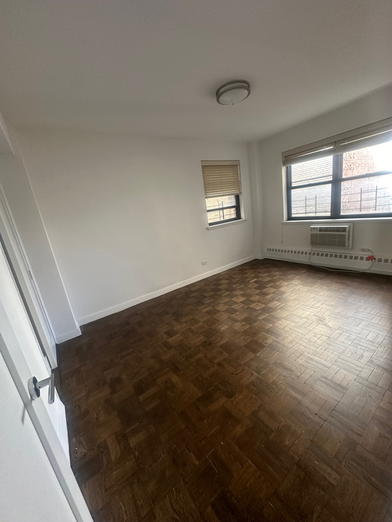 219 East 69th Street - Photo 3