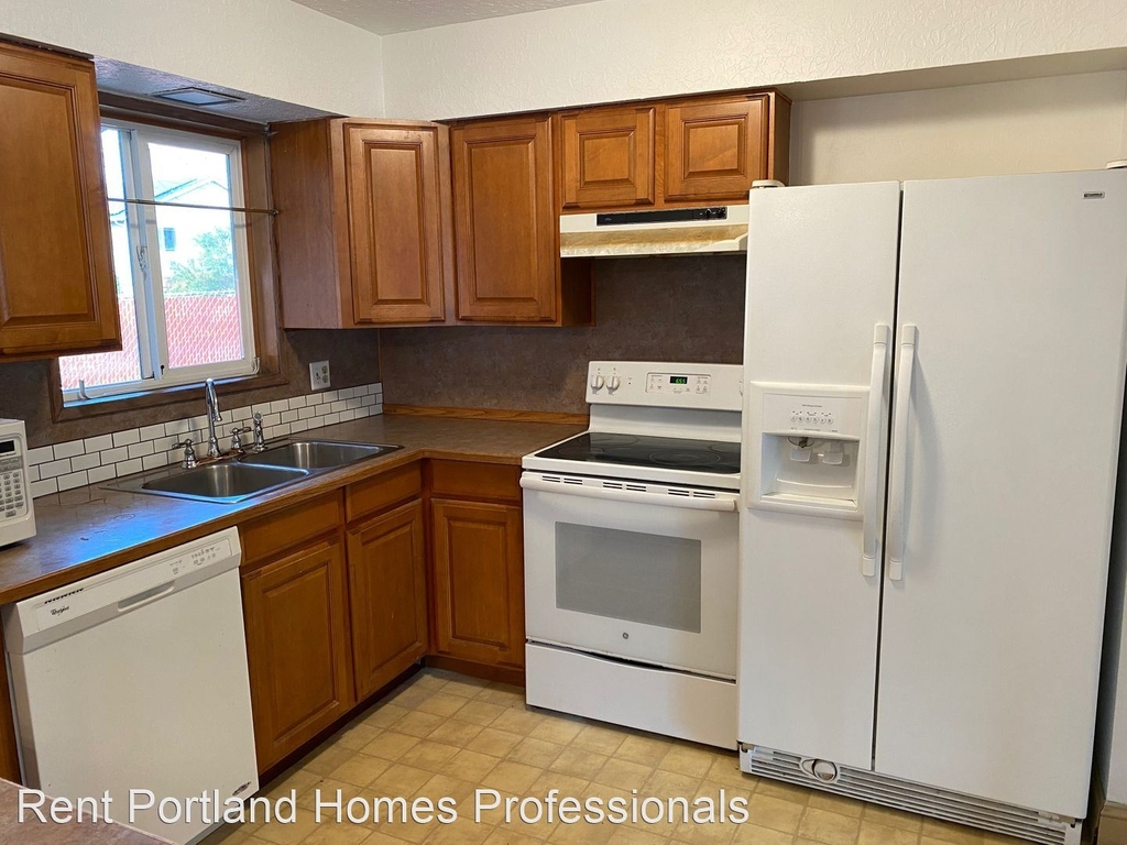 6625 North Knowles Ave - Photo 6