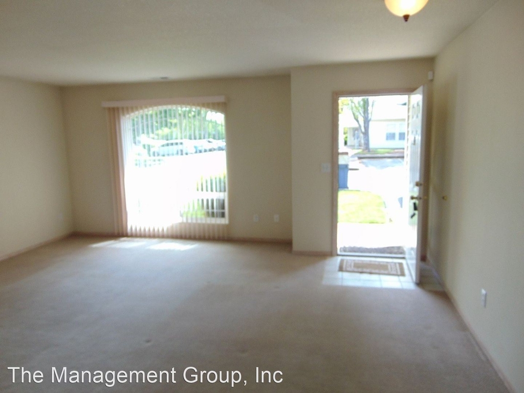 2610 Se 164th Avenue, #c3 - Photo 2