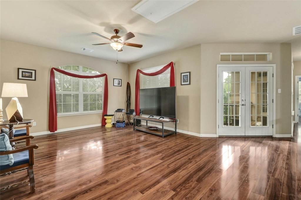 15301 Interlachen Dr - Photo 14