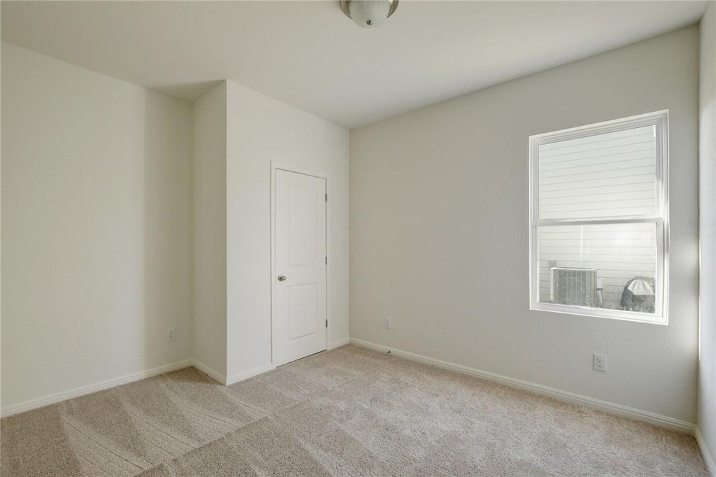 305 Shiro Dr - Photo 18