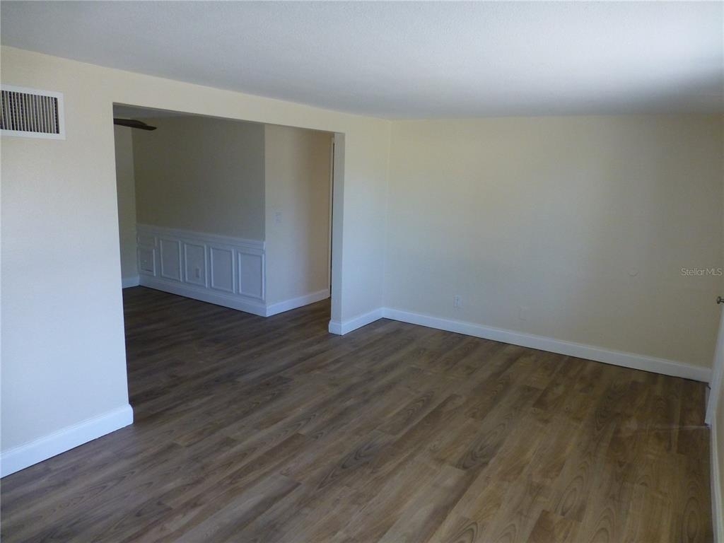 4009 Bancroft Drive - Photo 3