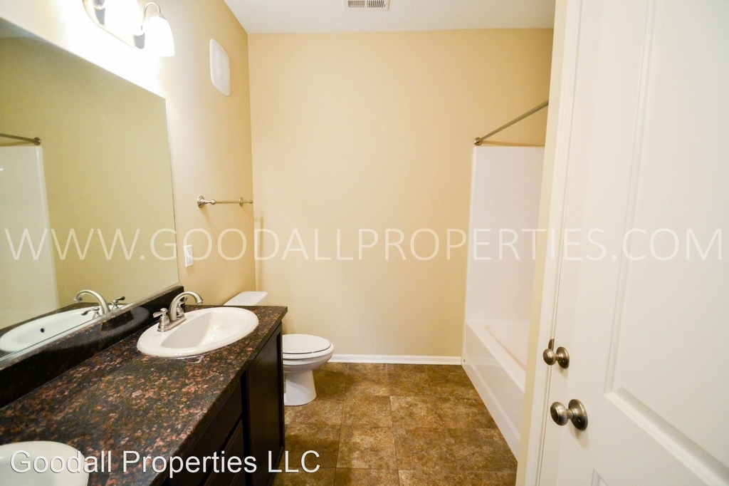 155 80th St #104 - Photo 11