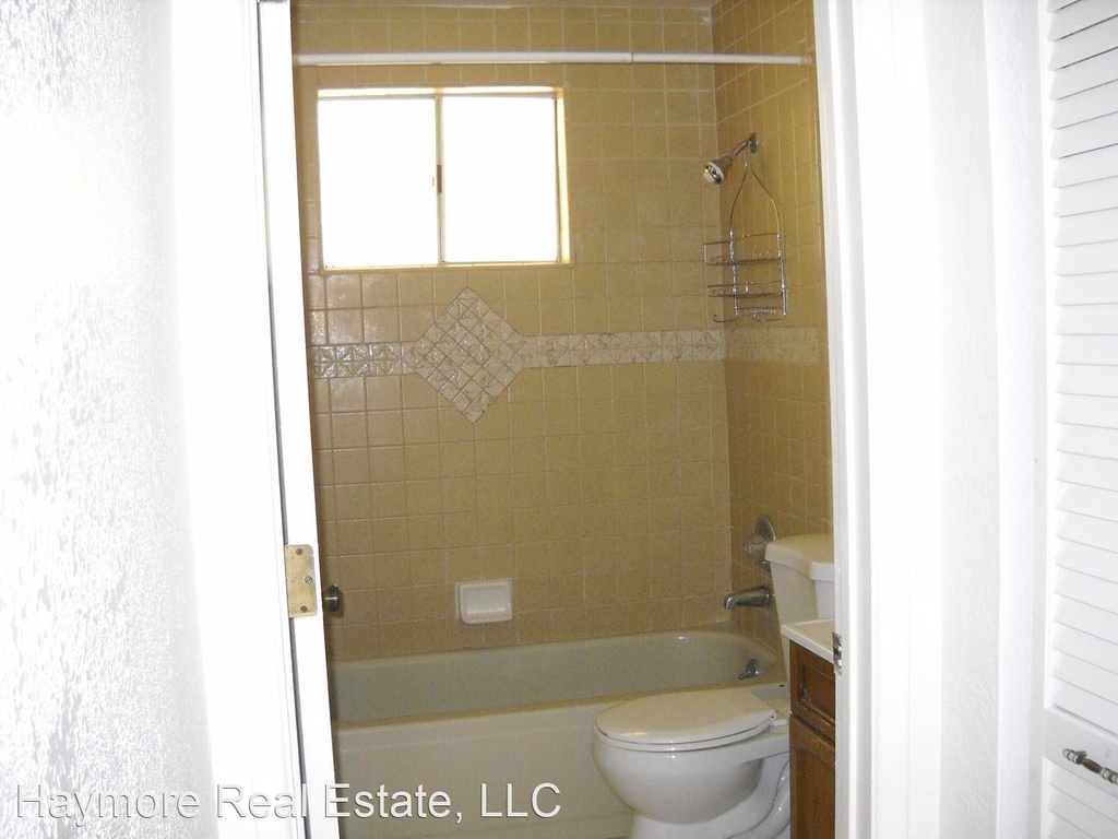 4856 Santa Claus Avenue - Photo 22