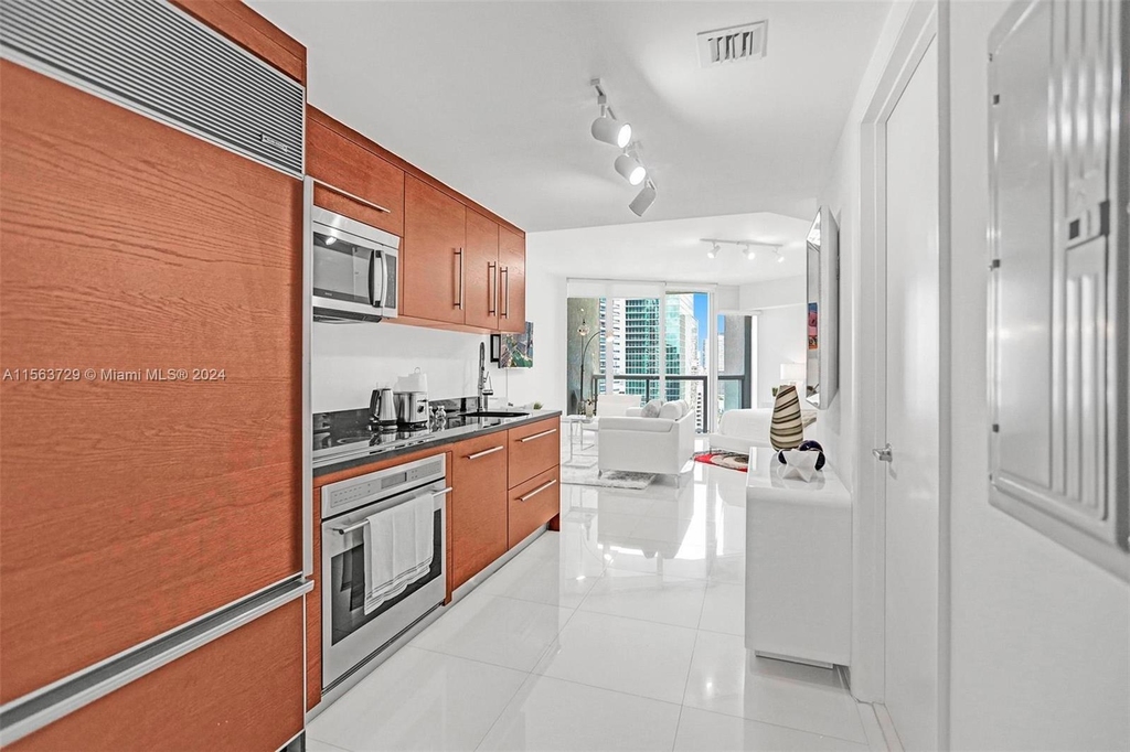 475 Brickell Ave - Photo 22