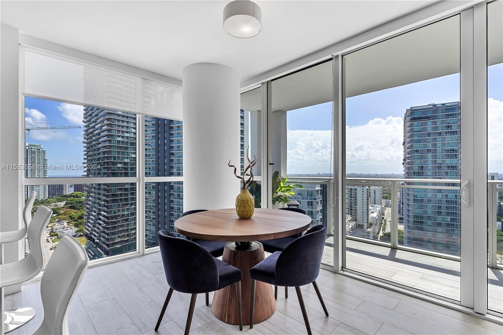 1080 Brickell Ave - Photo 8