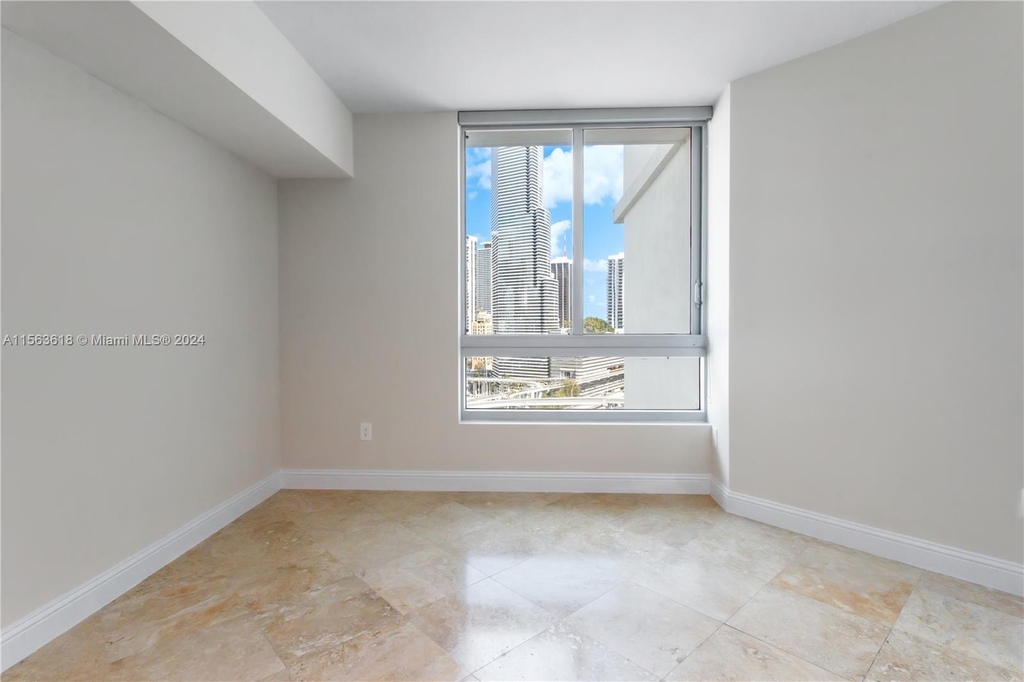 350 S Miami Ave - Photo 32