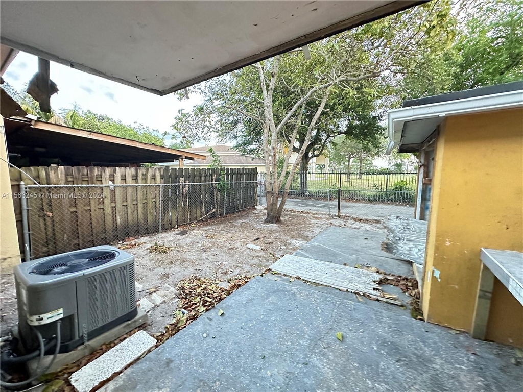 5540 Sw 38th Ct - Photo 10