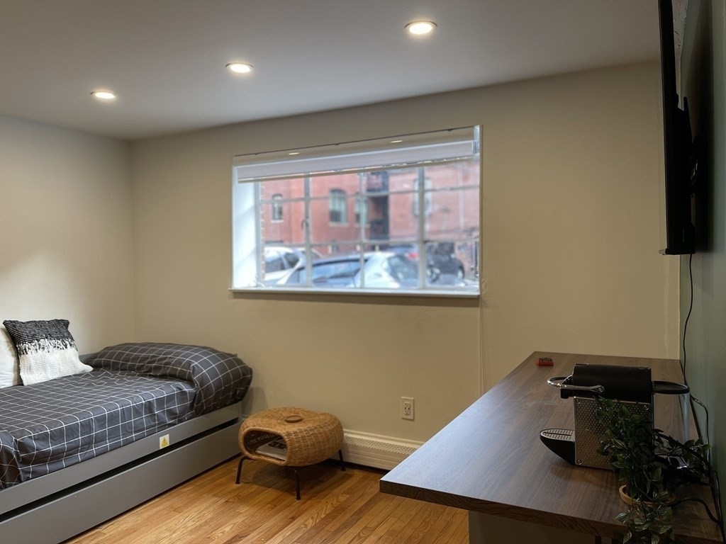 511 Beacon St - Photo 5