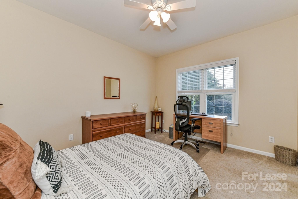 10645 Castlehill Drive - Photo 22