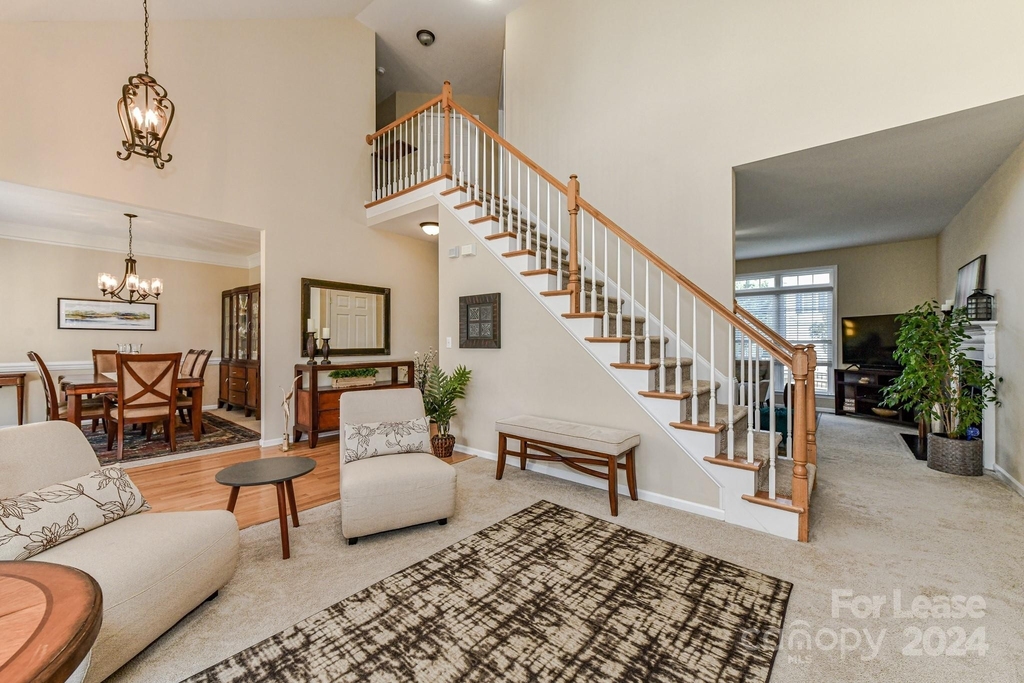 10645 Castlehill Drive - Photo 10