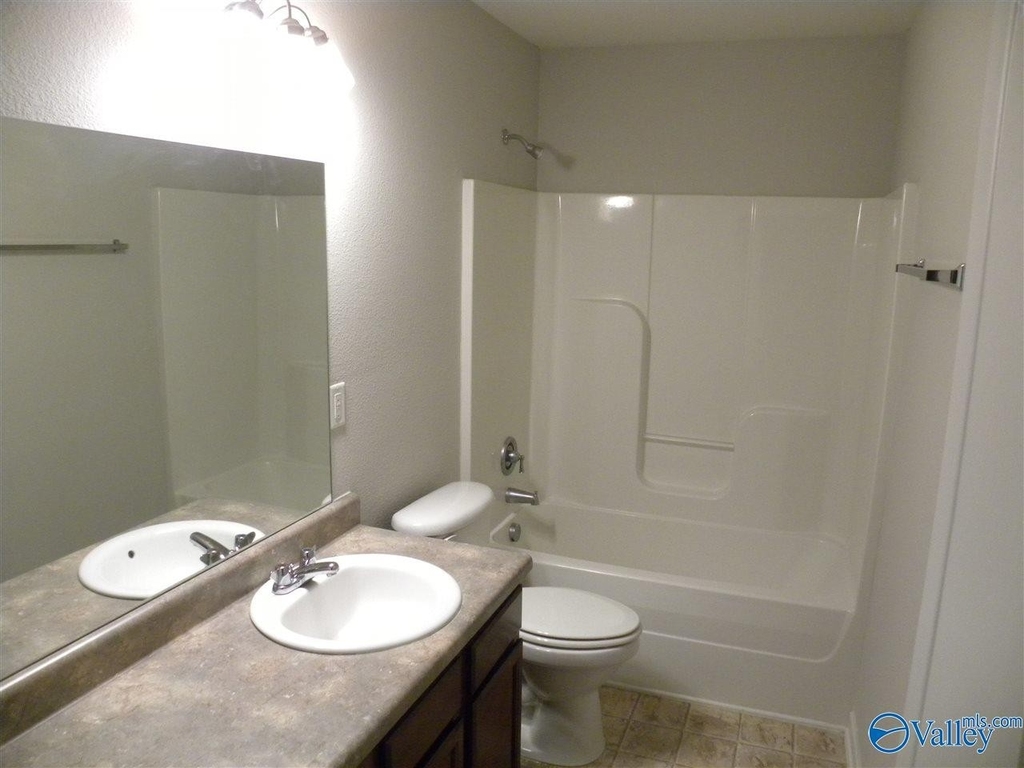 215 Ivyleaf Drive - Photo 16