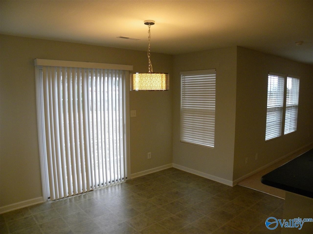 215 Ivyleaf Drive - Photo 7