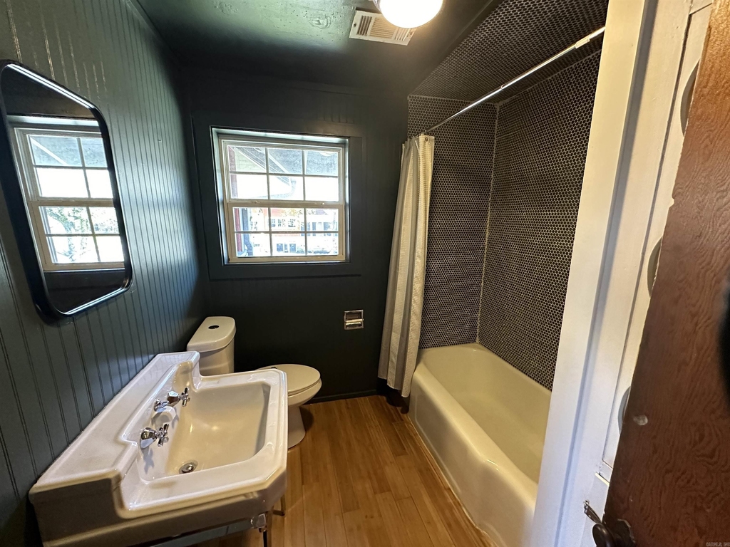 1138 E Main Street - Photo 31