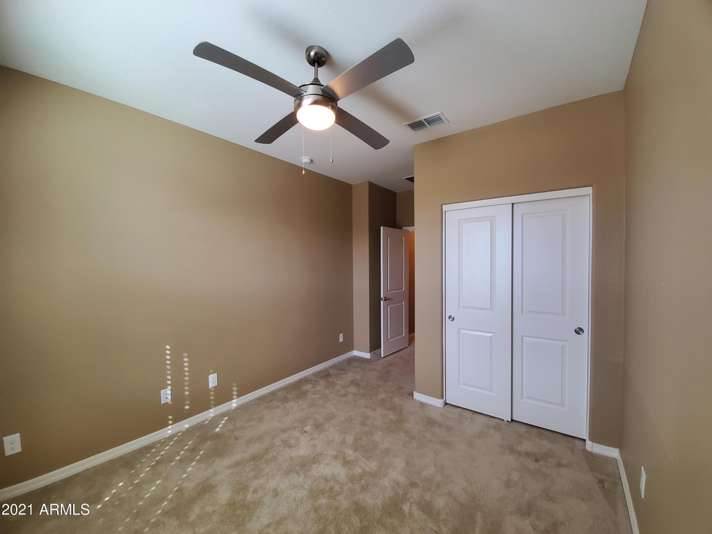 1040 E Detroit Street - Photo 15