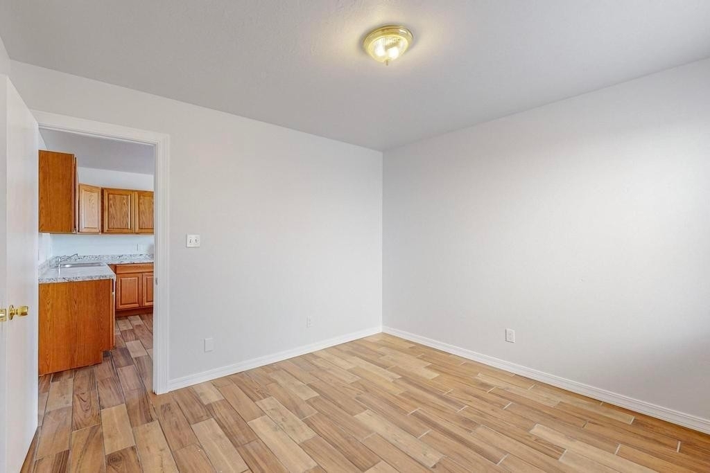 225 Figueroa Street Ne - Photo 26