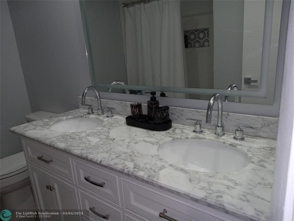 8224 Nw 9th Ct - Photo 1