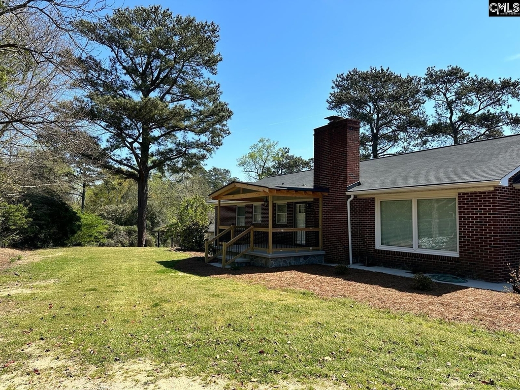 142 Old Chapin Road - Photo 1