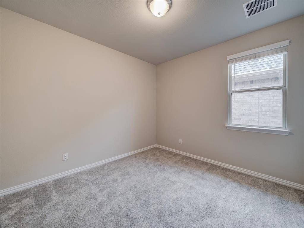 7625 Sunset Boulevard - Photo 14