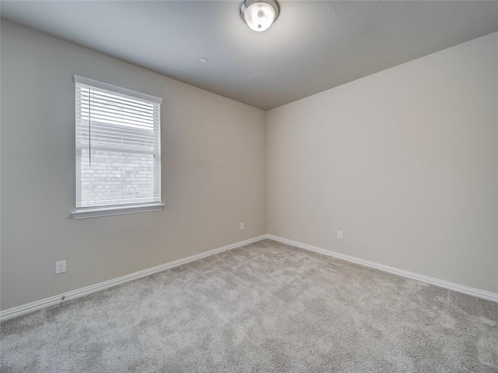 7625 Sunset Boulevard - Photo 12