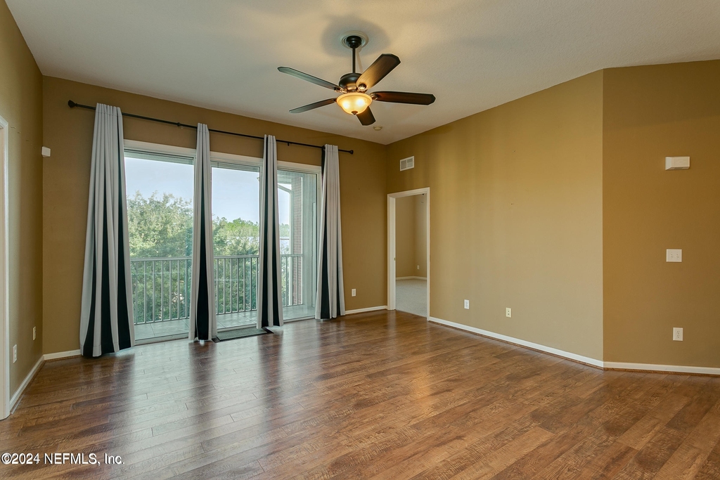 785 Oakleaf Plantation Parkway - Photo 4