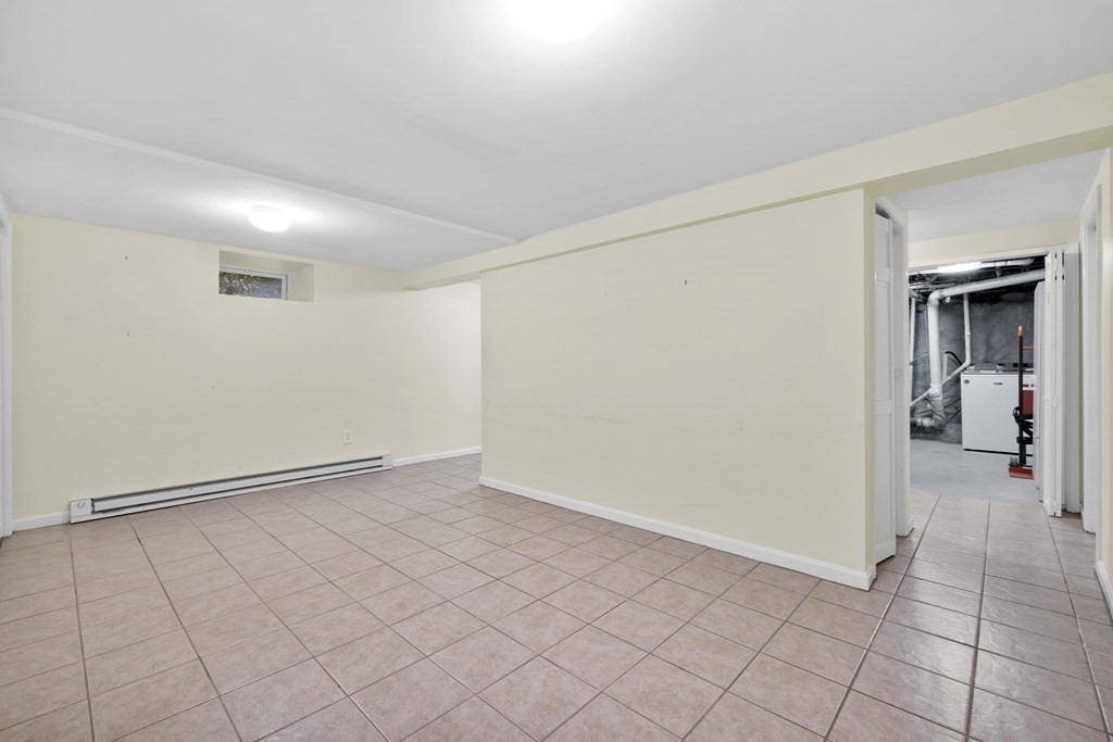 490 Waltham Street - Photo 18