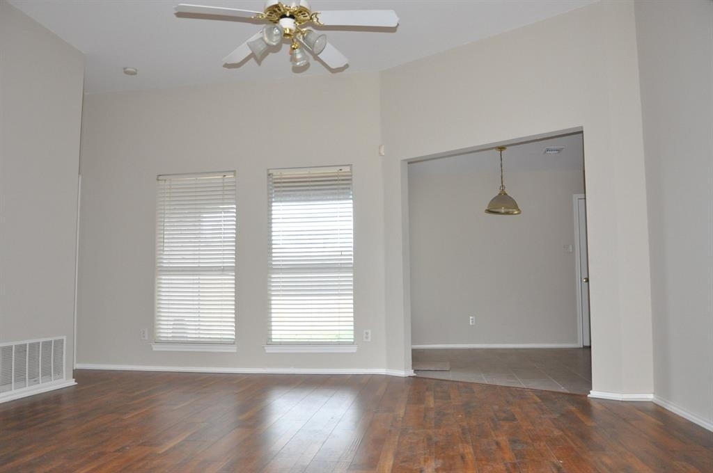 7510 Bryn Mawr Drive - Photo 2