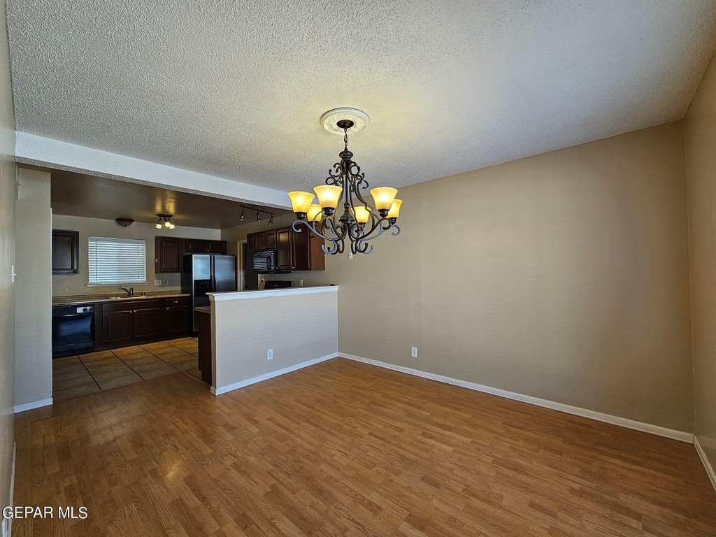 10224 Luella Avenue - Photo 1