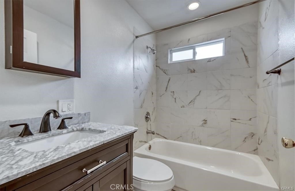 1529 W 81st Street - Photo 14